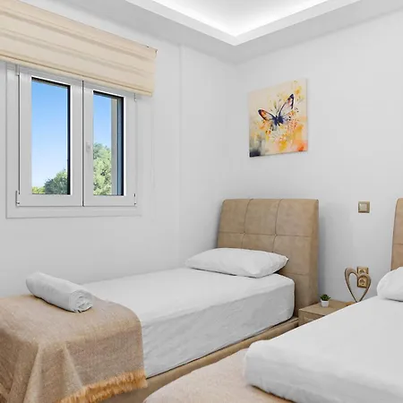 Paul’s Garden Luxury House Haraki