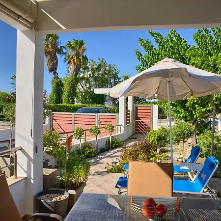 Paul’s Garden Luxury House *