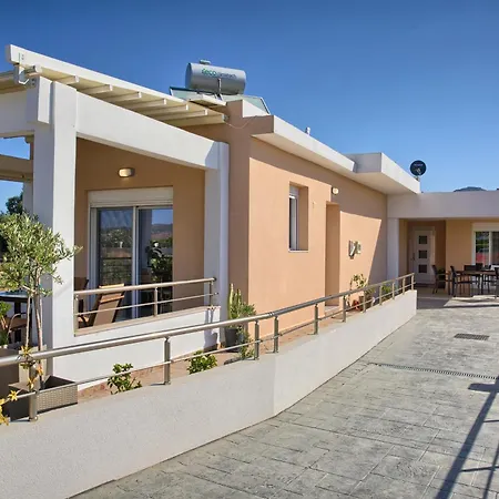 Paul's Garden Luxury House Casa vacanze Haraki