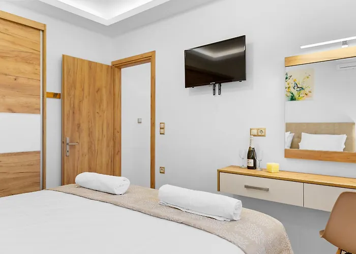 Paul's Garden Luxury House * ハラキ