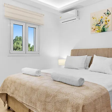 Paul's Garden Luxury House Vakantiehuis *